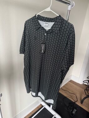 Authentic Brand polo shirt Men’s size XL new with tags